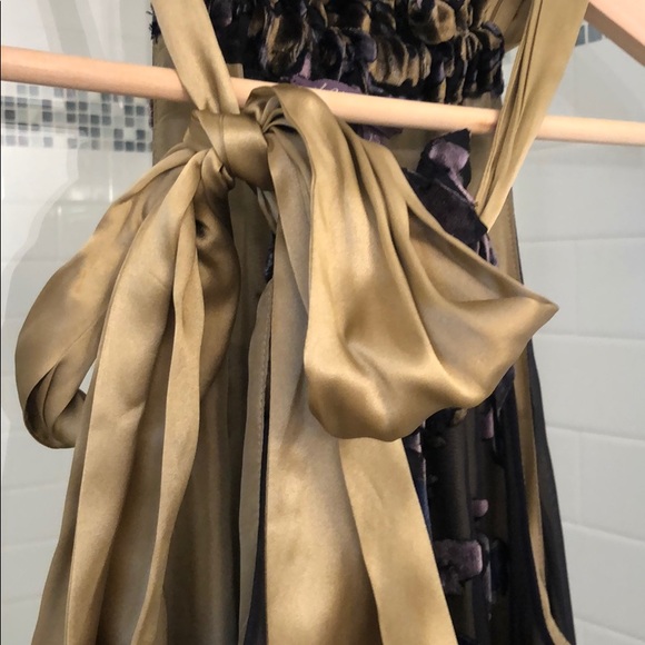 Beautiful bow tie formal dress - Picture 6 of 6